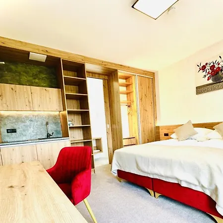 Medirooms Aparthotel 3*