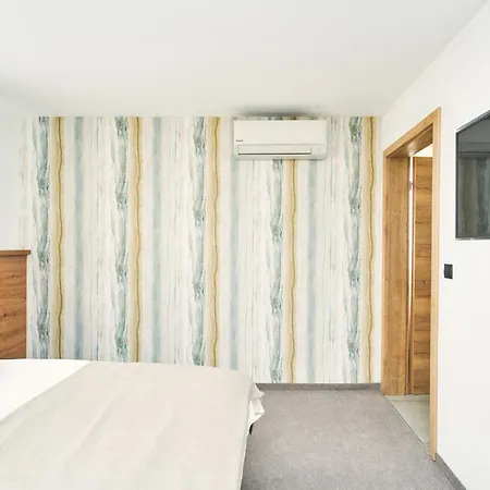 Aparthotel Medirooms 3*